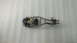 VW VOLKSWAGEN TOUAREG 7L FLH door handle carrier 7L0837885F door handle holder VL — thumbnail 2