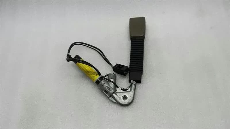 JAGUAR Jaguar S-Type Right Front Seatbelt Tensioner C2C39900AMB Seat Belt Tensioner Front RE