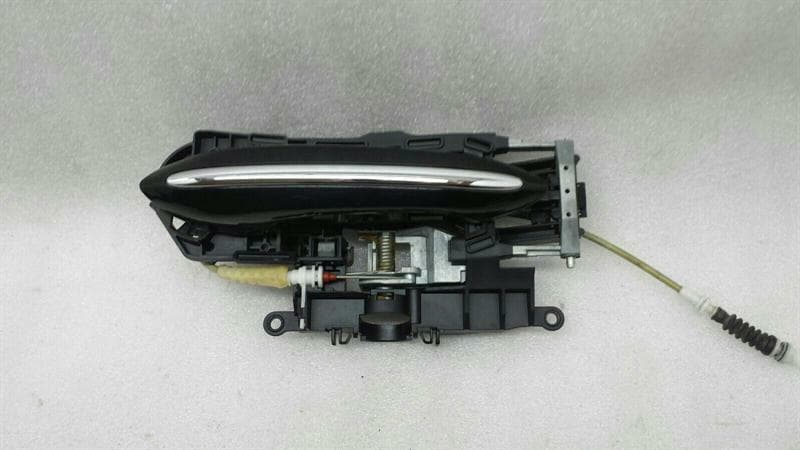 BMW BMW 5 Series F07 GT Door Handle With Carrier Front Right 7231934 Front Right Door Handle