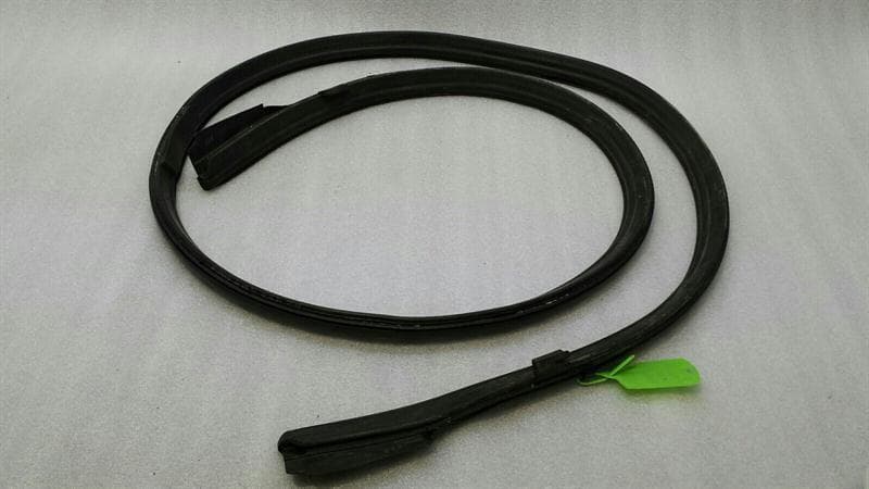 Porsche 911 996 Carrera soft top seal 99651421102 convertible gasket