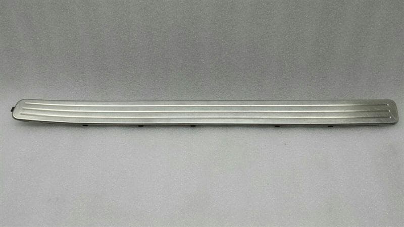 VW VOLKSWAGEN TOUAREG 7L FLH door sill 7L0853655C door chrome strip front left