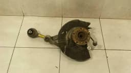 BMW BMW 5 Series E60 M5 E61 Left Front Hub 2283877 Wheel Bearing Housing Front Left — thumbnail 1