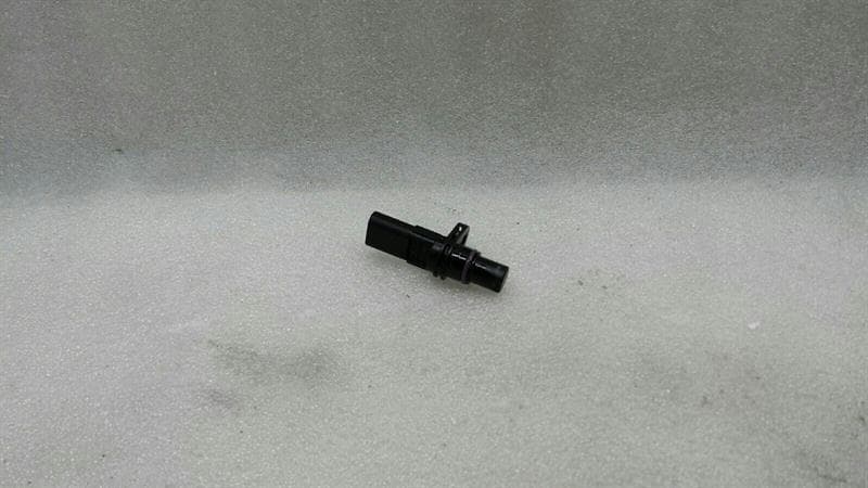 AUDI Audi A3 8P Crankshaft Position Sensor 04L907601 Pulse Generator Crankshaft