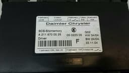 MERCEDES-BENZ Mercedes E Class W211 seat control unit left A2118700526 left seat module — thumbnail 3