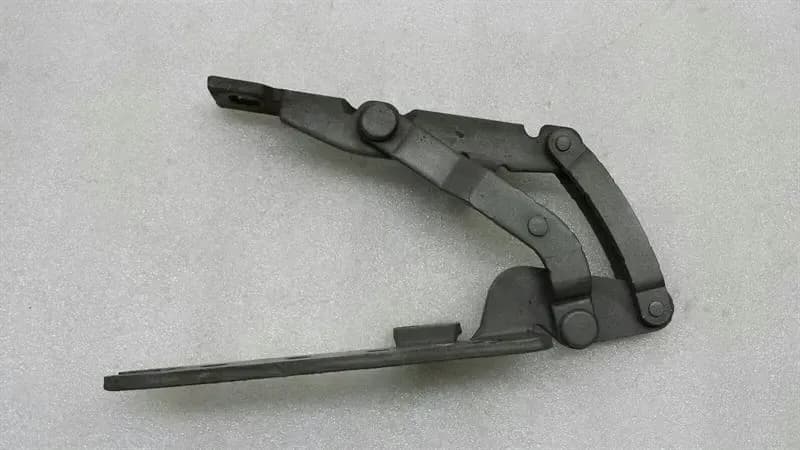BMW BMW 7 Series E65 Bonnet Hinge LHS 41618240333 Bonnet Hinge Left