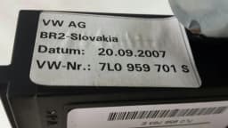 VW Volkswagen Touareg 7L FRH door window motor 7L0959701S window regulator motor front — thumbnail 3