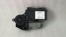 VW Volkswagen Touareg 7L FRH door window motor 7L0959701S window regulator motor front — thumbnail 5