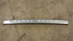 LAND ROVER Range Rover Sport L320 Lower Tailgate Shipper LR014360 Tailgate Molding — thumbnail 1