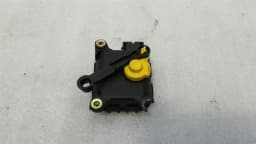 PORSCHE Porsche 911 Carrera Vent Flap Engine 8D2820511C Servo Motor — thumbnail 5
