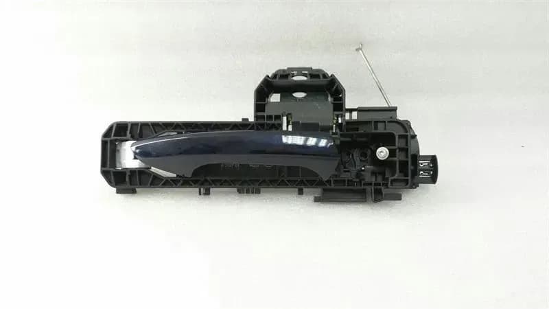 MERCEDES-BENZ Mercedes E Class W212 FRH Door Handle A2047602234 Door Handle Front Right Carrier