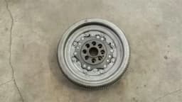 VW Audi TT 2.0 TFSI CES Double Mass Flywheel + Clutch 06J105266T flywheel 45000KM — thumbnail 1