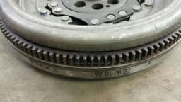 VW Audi TT 2.0 TFSI CES Double Mass Flywheel + Clutch 06J105266T flywheel 45000KM — thumbnail 6
