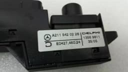 MERCEDES-BENZ Mercedes CLS W219 Gear Indicator A2115420226 Shift Button Indicator — thumbnail 4