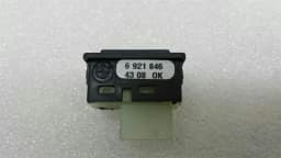 BMW BMW 5 Series E60 boot lid switch 6921846 tailgate switch — thumbnail 4