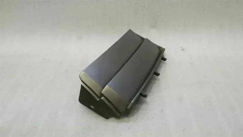 LAND ROVER LAND ROVER Range Rover Vogue L322 Wing Grill Left 51137026899 Air Inlet