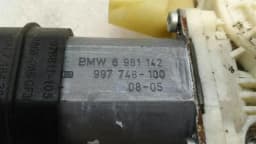 BMW BMW 5 Series E60 FRH Door Window Motor 6981142 Window Regulator Motor Front Right — thumbnail 6