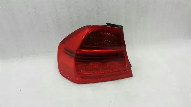 BMW BMW 3 Series E90 Left Rear Light 6937457 Tail Light Rear Left 06-09