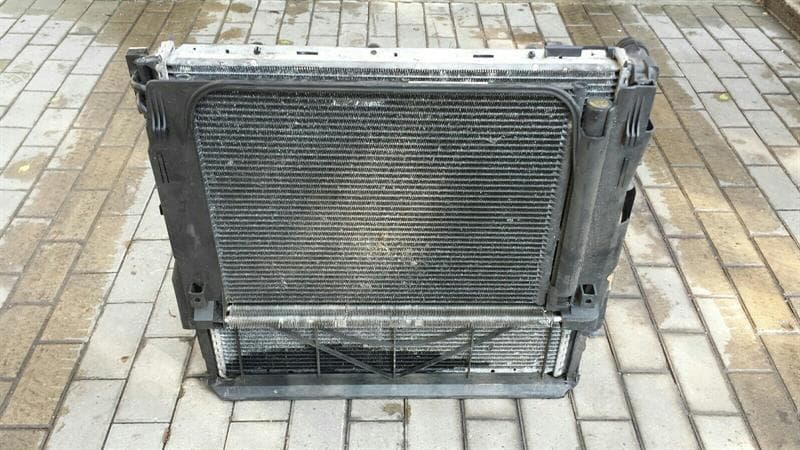 BMW BMW X5 E53 Radiator Pack 64536914216 17117788387 Radiator Radiator Package 3.0D