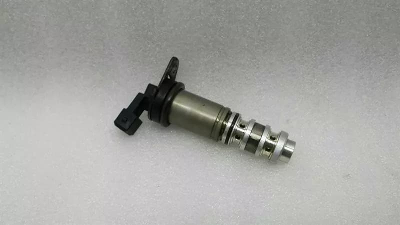 BMW BMW 5 Series F07 GT Vanos Solenoid 7561265 Solenoid Valve SOLV N63