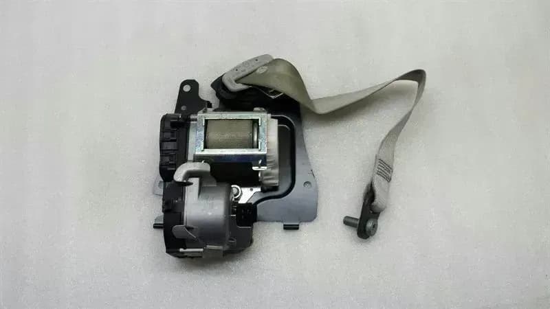 Mercedes S-Class W220 Front Seatbelt A2208602485 Seat Belt Pre Safe