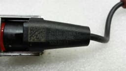 AUDI Audi A3 8P water pump sensor 04L907284 solenoid valve water pump — thumbnail 3
