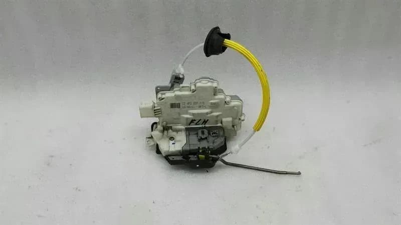AUDI Audi A3 8P RHD front left door lock 4F2837015 right hand drive