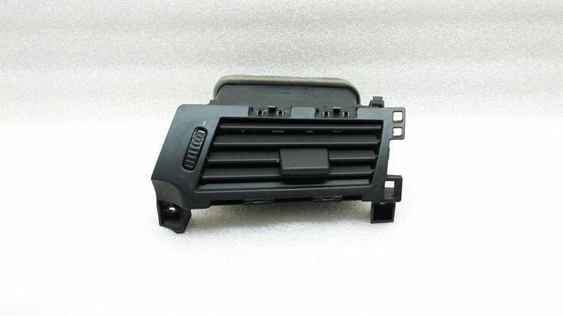 BMW BMW 5 Series E60 RHD Right Air Vent 6913708 Right Handlebar