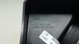 LAND ROVER Range Rover Vogue L322 Left Holder Bracket LR036193 Holder Strap Left — thumbnail 3