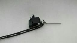 PORSCHE Porsche Panamera 970 actuator fuel cap 7L5810773A fuel cap actuator — thumbnail 2