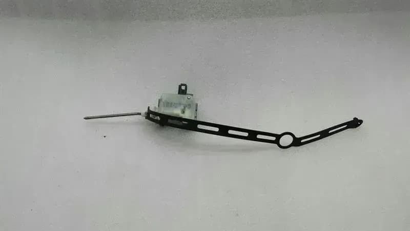PORSCHE Porsche Panamera 970 actuator fuel cap 7L5810773A fuel cap actuator