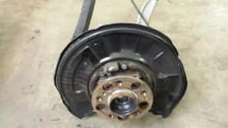 MERCEDES-BENZ Mercedes C Class W204 Wheel Bearing Housing Rear Left A2043570106 Rear Left Hub — thumbnail 3