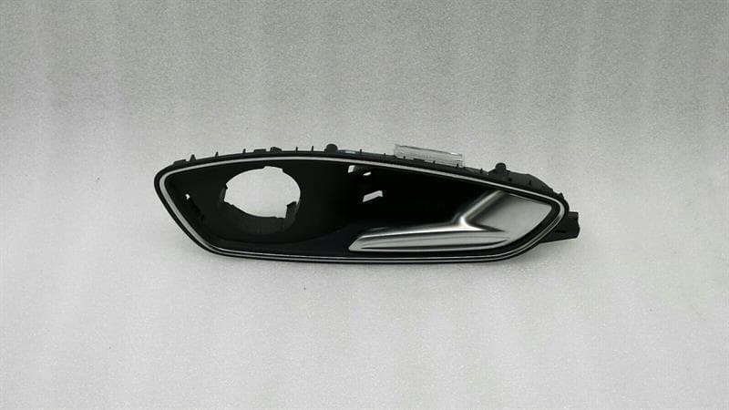 AUDI Audi A1 8x Interior Door Handle Rear Right 8X4839020C Rear Right Door Inner Handle
