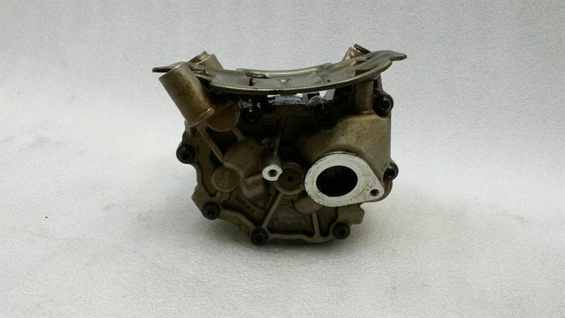 BMW BMW 5 Series GT F07 oil pump 7570806 oil pump 4.4i N63B44 V8 F01 F10