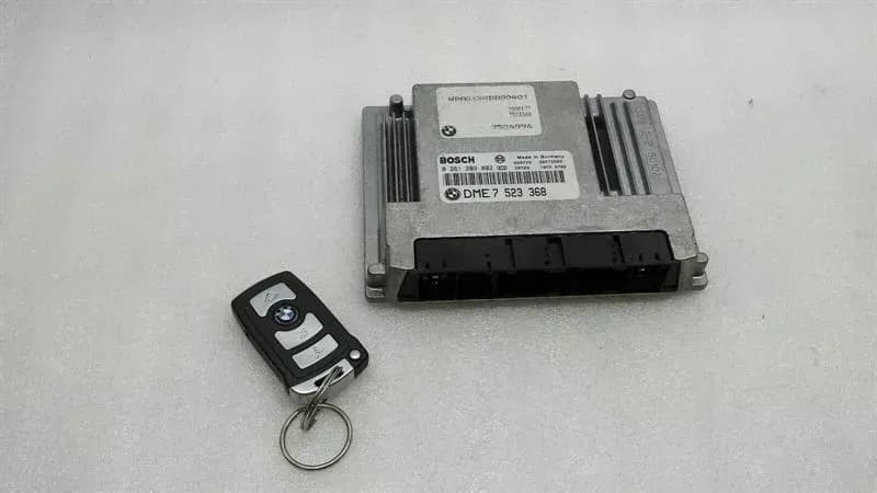 BMW BMW 7 series E65 engine ECU 7523368 engine control unit
