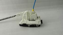 MERCEDES-BENZ Mercedes E Class W212 door lock FLH A2047202935 A0997200735 DOOR LOCK VL — thumbnail 3