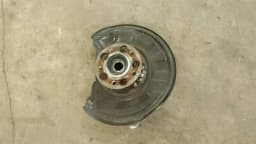 MERCEDES-BENZ Mercedes C Class W204 Right Rear Hub A2043500441 Wheel Bearing Housing Rear RE HR — thumbnail 1