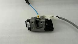 MERCEDES-BENZ Mercedes E Class W212 door lock FLH A2047202935 A0997200735 DOOR LOCK VL — thumbnail 2