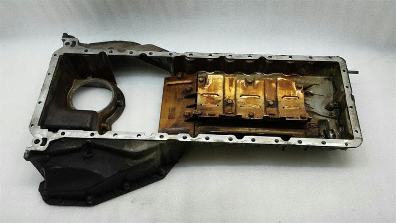 BMW BMW 7 series E65 oil pan 7574531 engine oil pan oil sump 6.0 V12 N73 760i