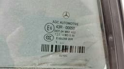 MERCEDES-BENZ Mercedes E Class W207 Door Window 1/4 Rear Right A2076700210 Right Rear 1/4 Glass — thumbnail 6