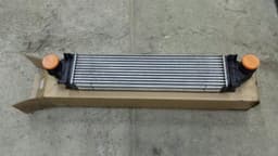 LAND ROVER New Land Rover Evoque Intercooler LR031466 Intercooler 2.2 Diesel NEW — thumbnail 5
