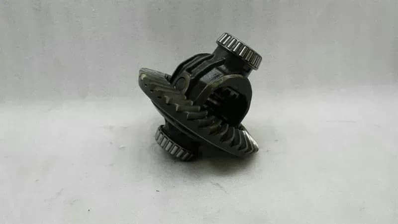 PORSCHE PORSCHE Panamera 970 Rear Diff 97035002106 Differential Hinten Part of Assembly