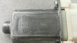 MERCEDES-BENZ Mercedes E Class W212 Door Window Motor A2129066802 Window Regulator Motor — thumbnail 3