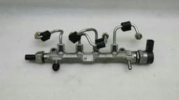 VW Volkswagen Golf VII fuel rail 057130764AB fuel rail pipe 1.6 TDI CLH — thumbnail 4