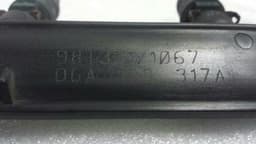 VW VW Golf 4 1.6 manufactured 1998 037906031AA 06A133317A injection strip injection nozzle — thumbnail 6