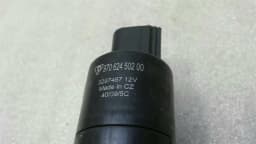 PORSCHE Porsche Panamera washer fluid pump 97062450200 washer water pump — thumbnail 4