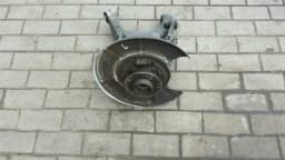 BMW BMW 5 Series E60 M5 Left Rear Hub 33322282959 wheel bearing housing rear left — thumbnail 4