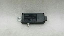 AUDI Audi S6 C5 Amplifier Antenna 4B5035225C Antenna Amplifier — thumbnail 1