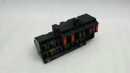 BMW BMW 7 Series E65 Fuse Box 69005820 Fuse Box — thumbnail 4