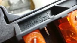 BMW BMW 7 Series E65 Fuse Box 69005820 Fuse Box — thumbnail 2