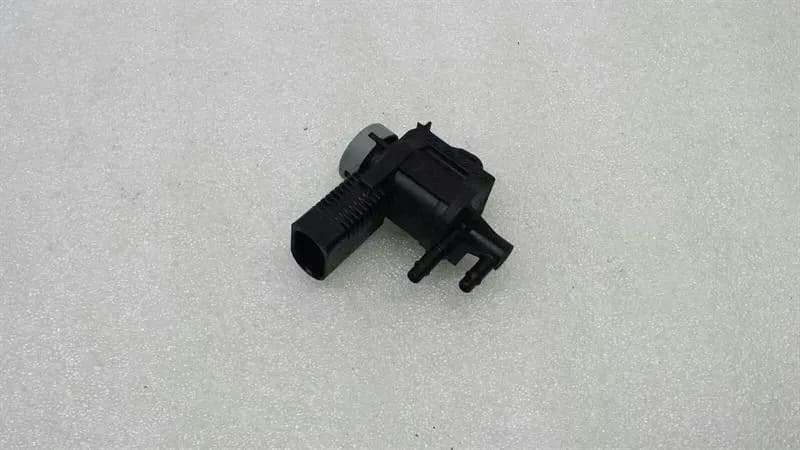 AUDI Audi Q7 4L EGR VACUUM SOLENOID VALVE 1K0906283A magnetic diverter valve
